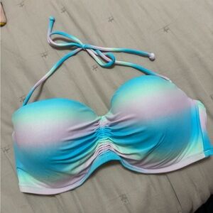 Victoria's Secret ombré bikini top 36D